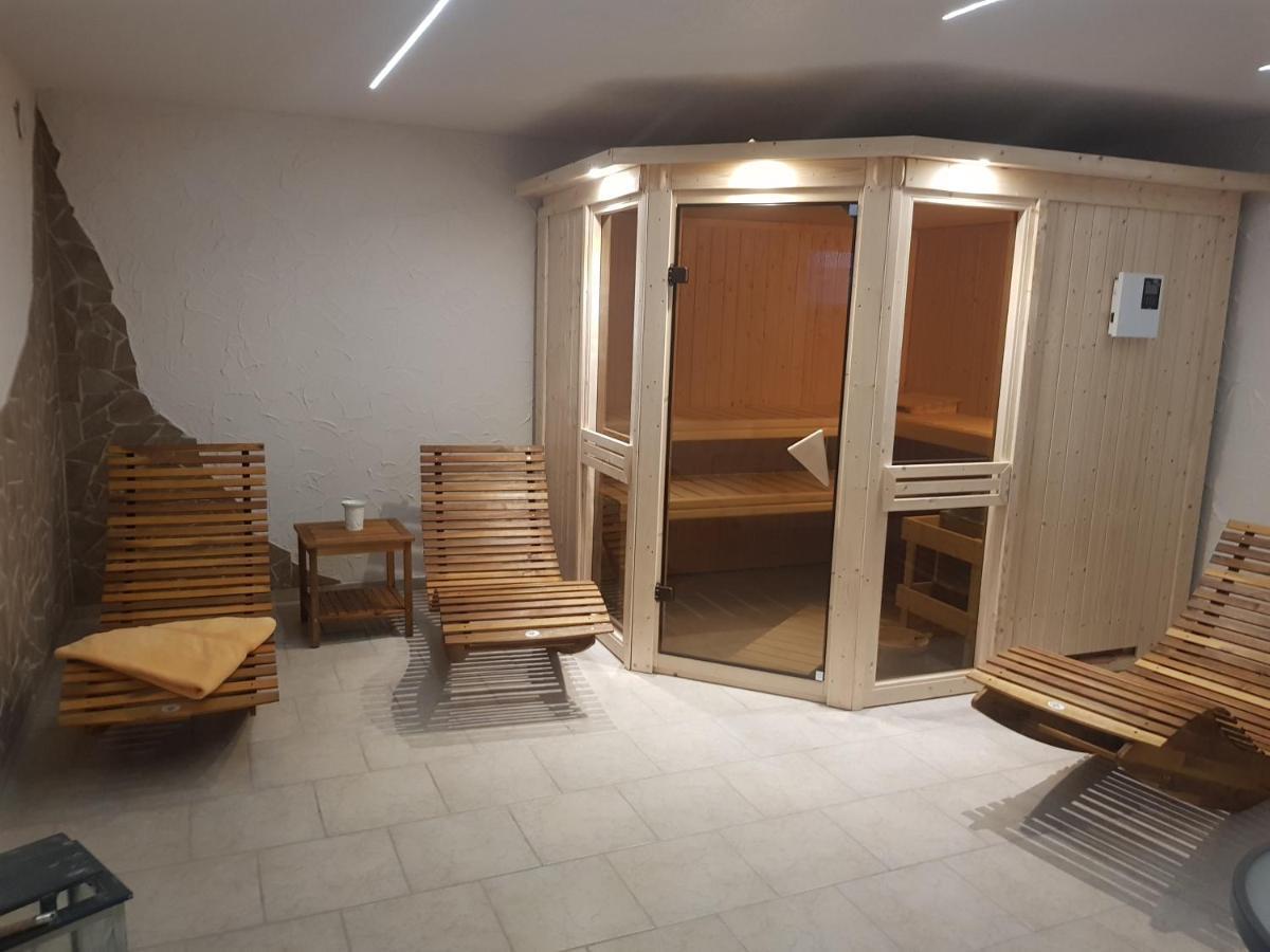 Ferienwohnung Am Alten Forsthaus Neuenbau エクステリア 写真